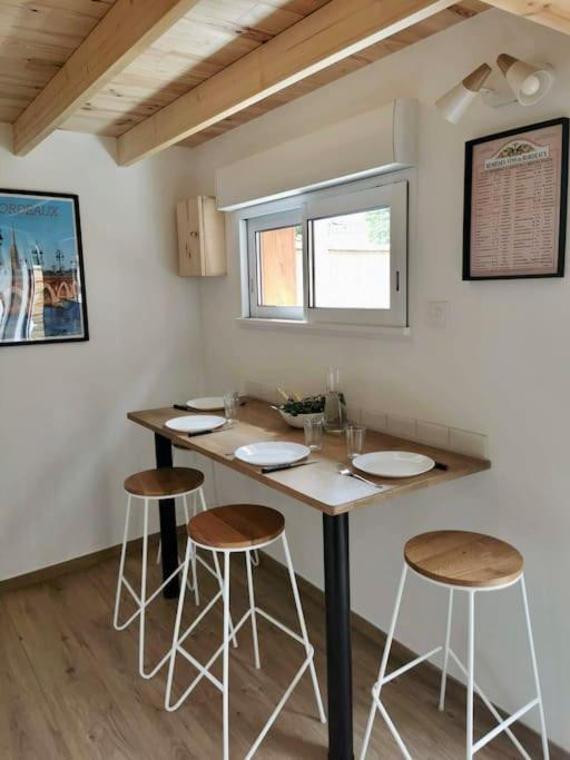 Chalet Cosy Secteur Calme Tram A 120 M Gare Aeroport Сенон Екстериор снимка